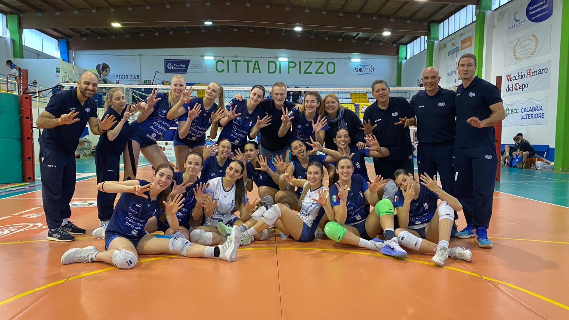VV u18